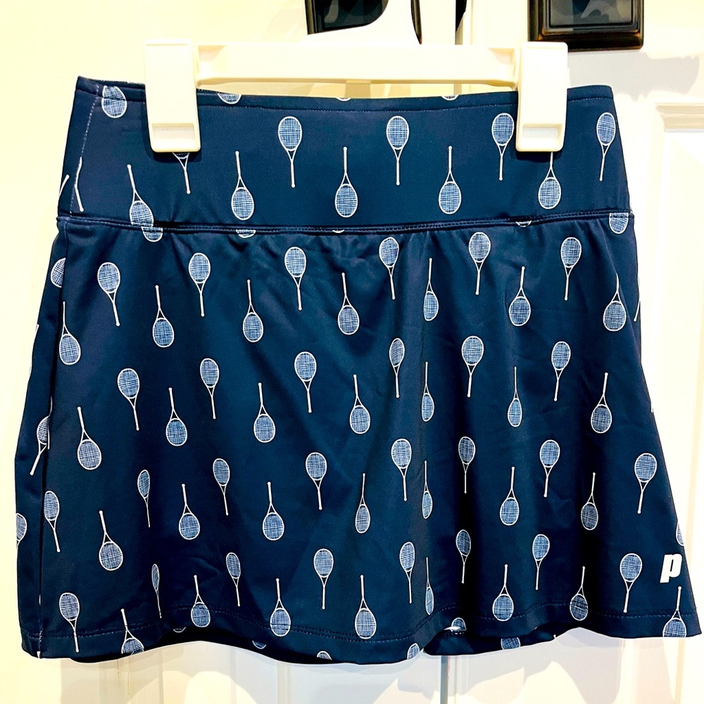 Active Prince tennis skirt. Size XS. Color Navy and white.